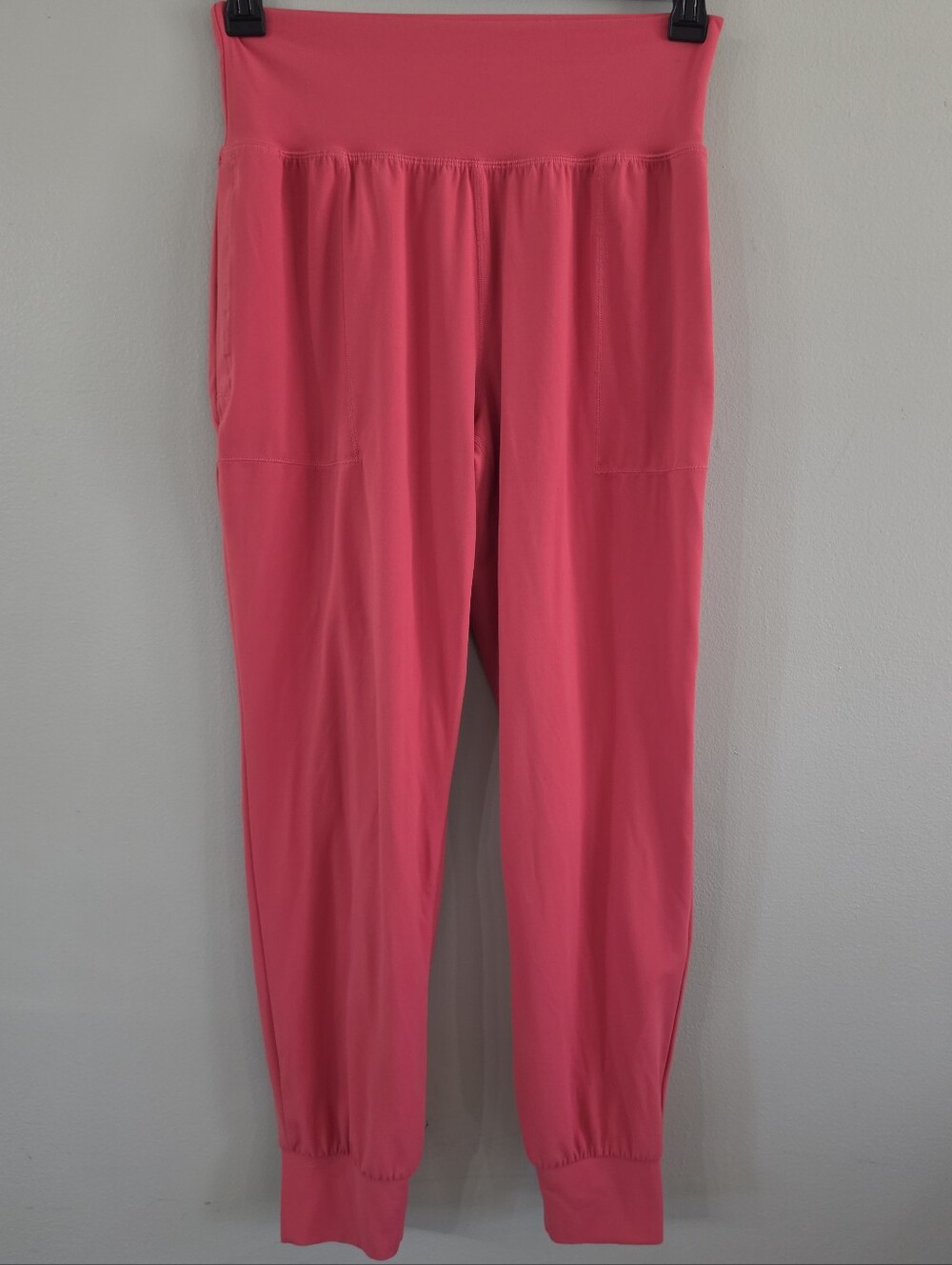 🩷 Athleta Salutation High Rise Jogger Pants Pink Size Medium M 🩷